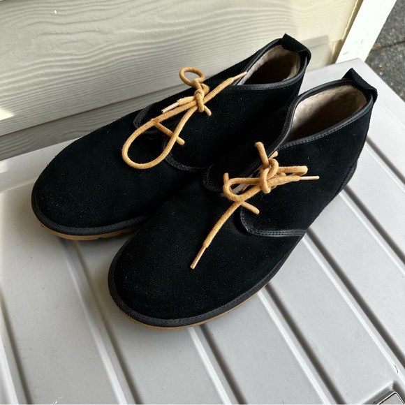 UGG Maksim Chukka Boots Black Suede Lace Up Sheepskin Lined Size 13 Men’s - Picture 3 of 11